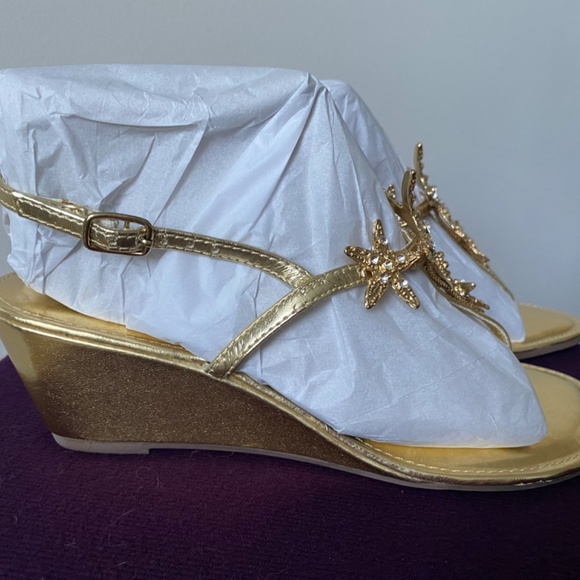 Gold    Wild Rose   Sandals - Picture 4 of 8